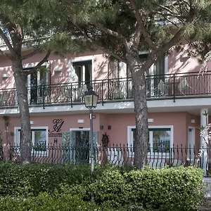 villa-degli-argentieri.hotelitalianriviera.com/